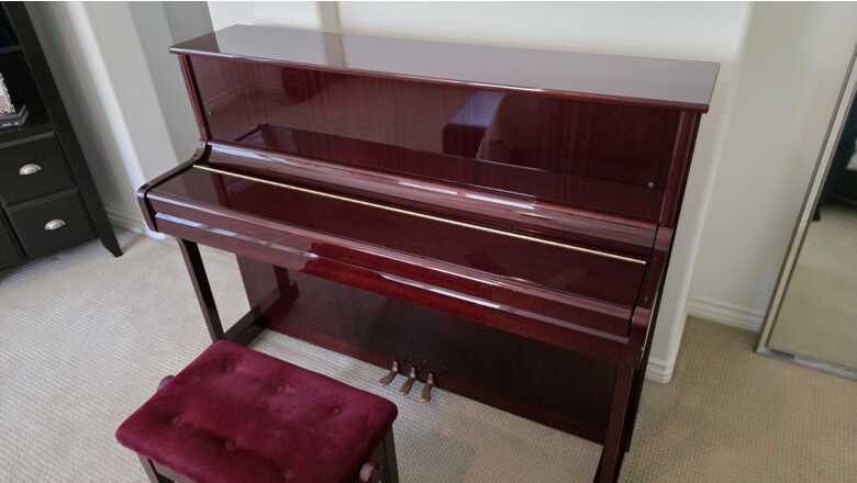 KAWAI Upright Piano