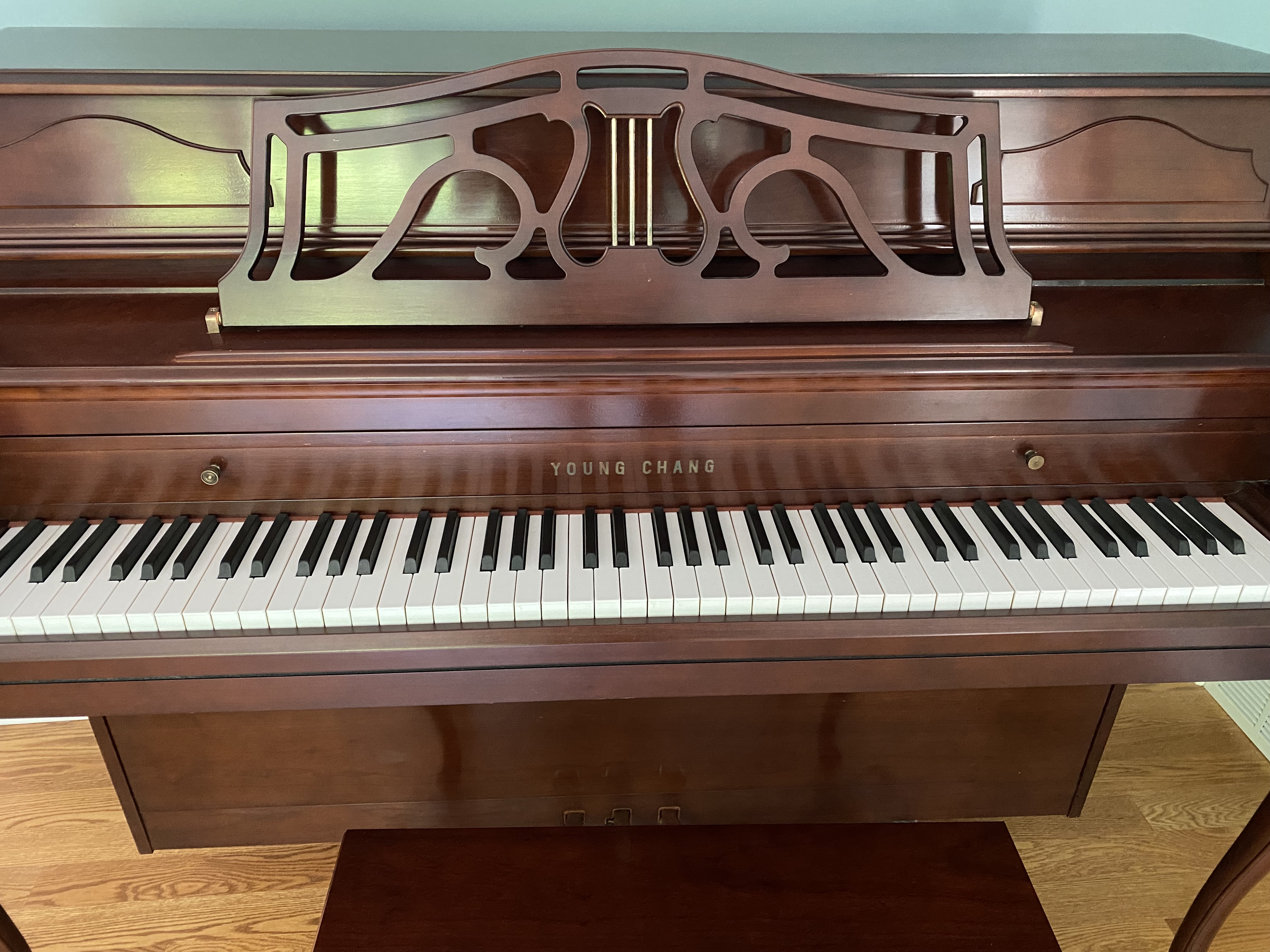 Young Chang Mahogany Piano
