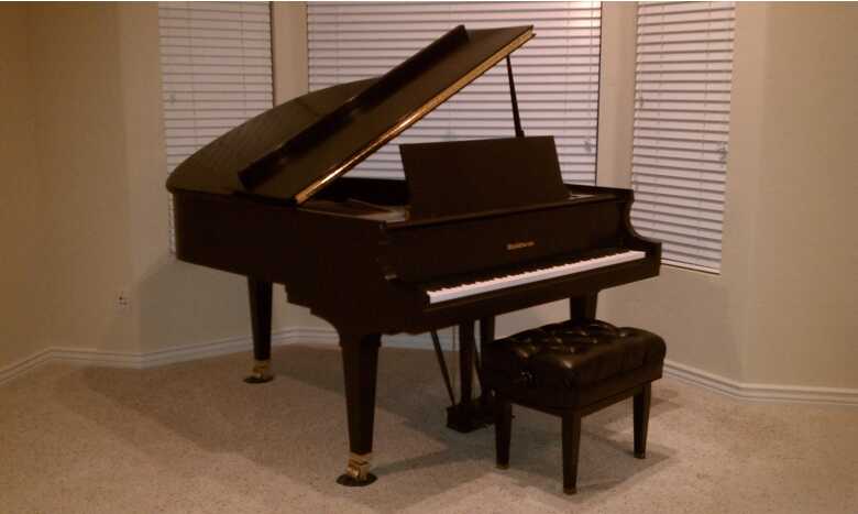 Baldwin Model R (R1) Grand Piano (5'8")