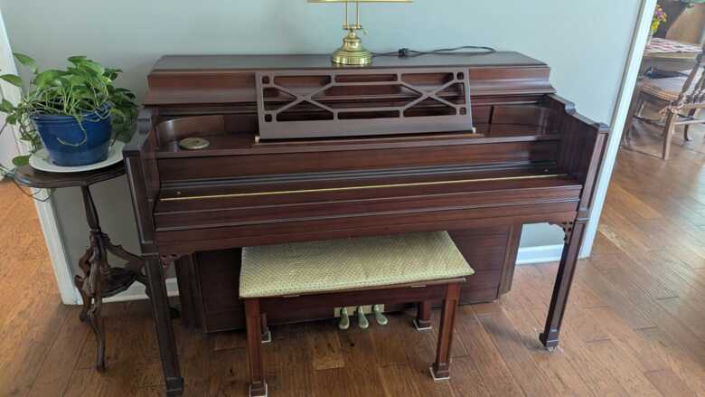 Essex Upright Piano