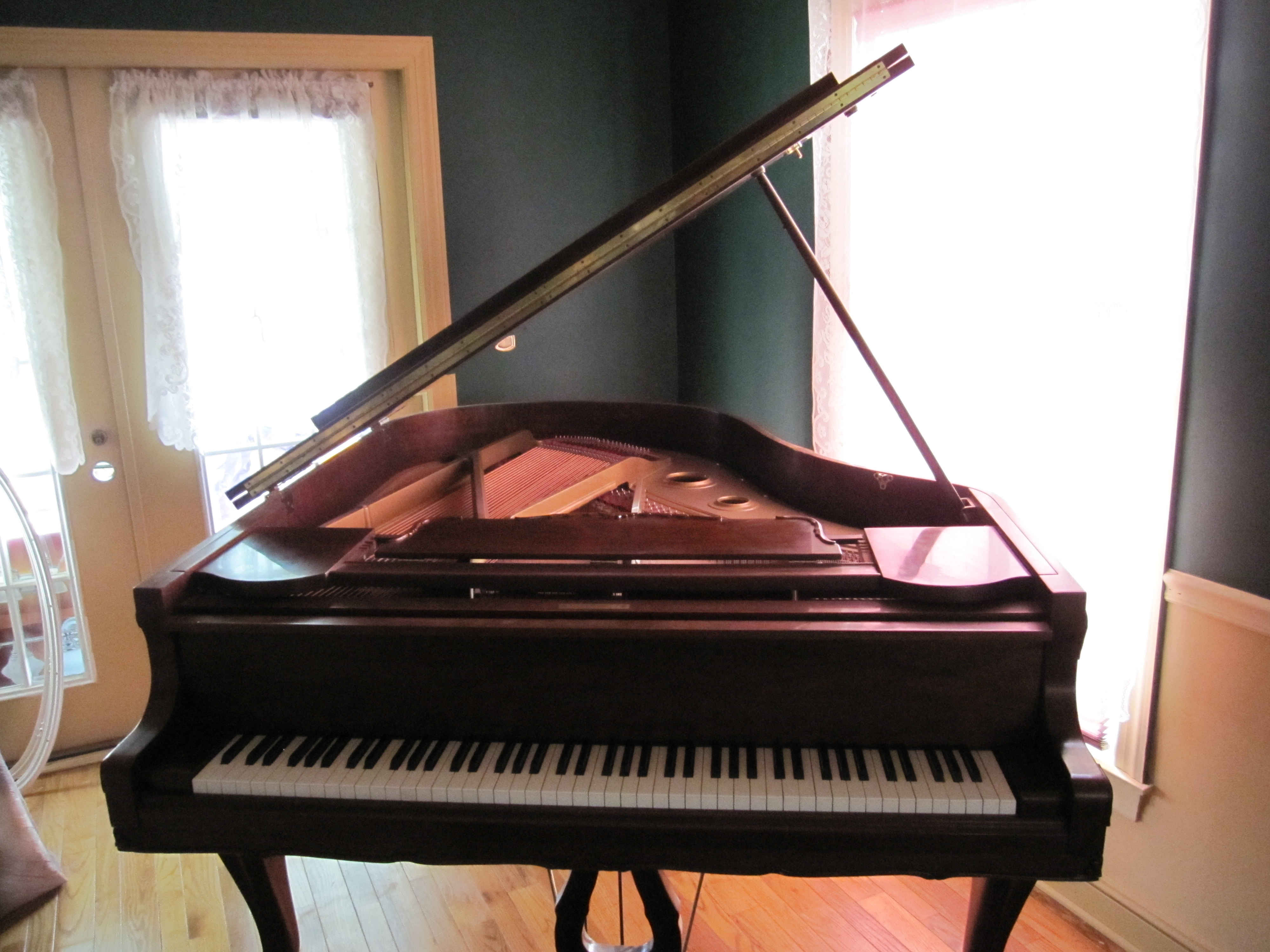 Beautiful Otto Altenburg Piano
