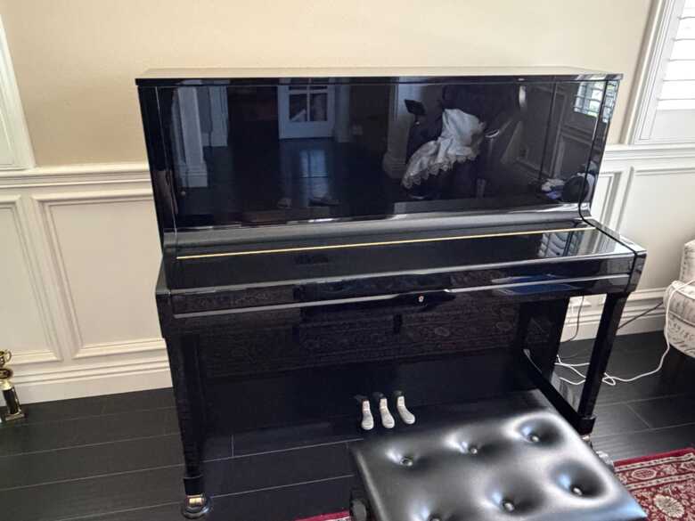 Kawai K500 PE under factory warranty