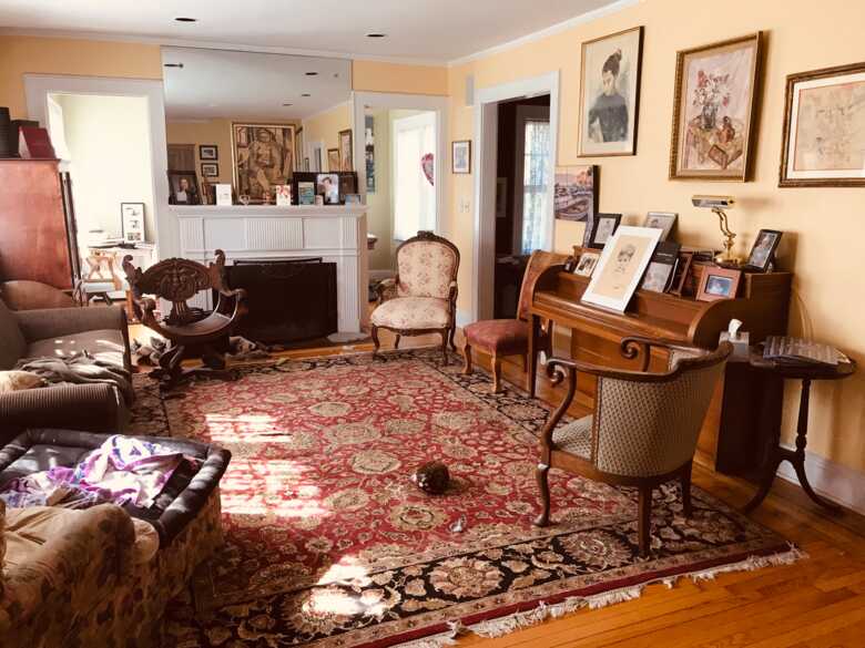 Classic Mason Hamlin Upright Piano in great condition