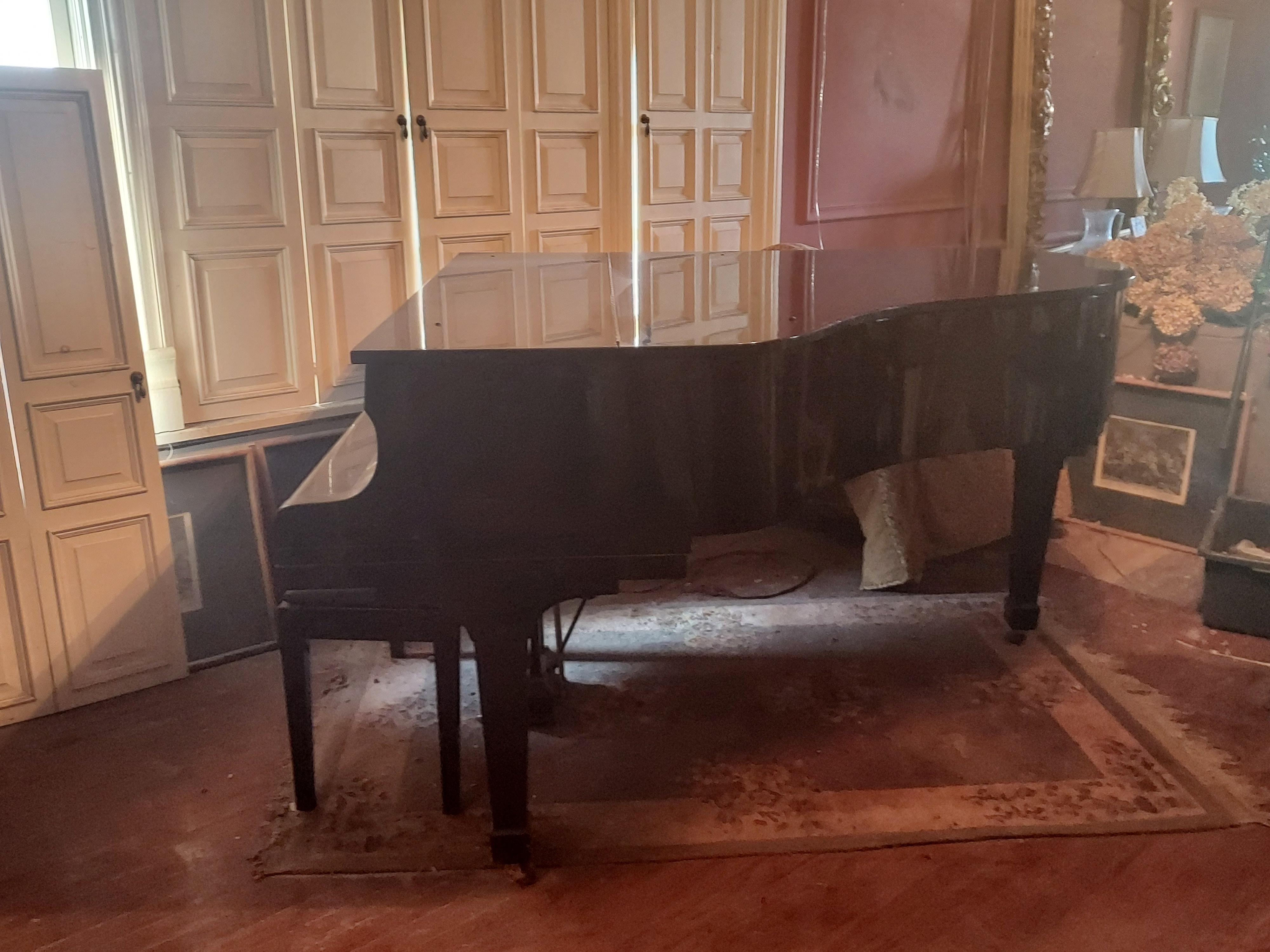 Kawai Baby Grand