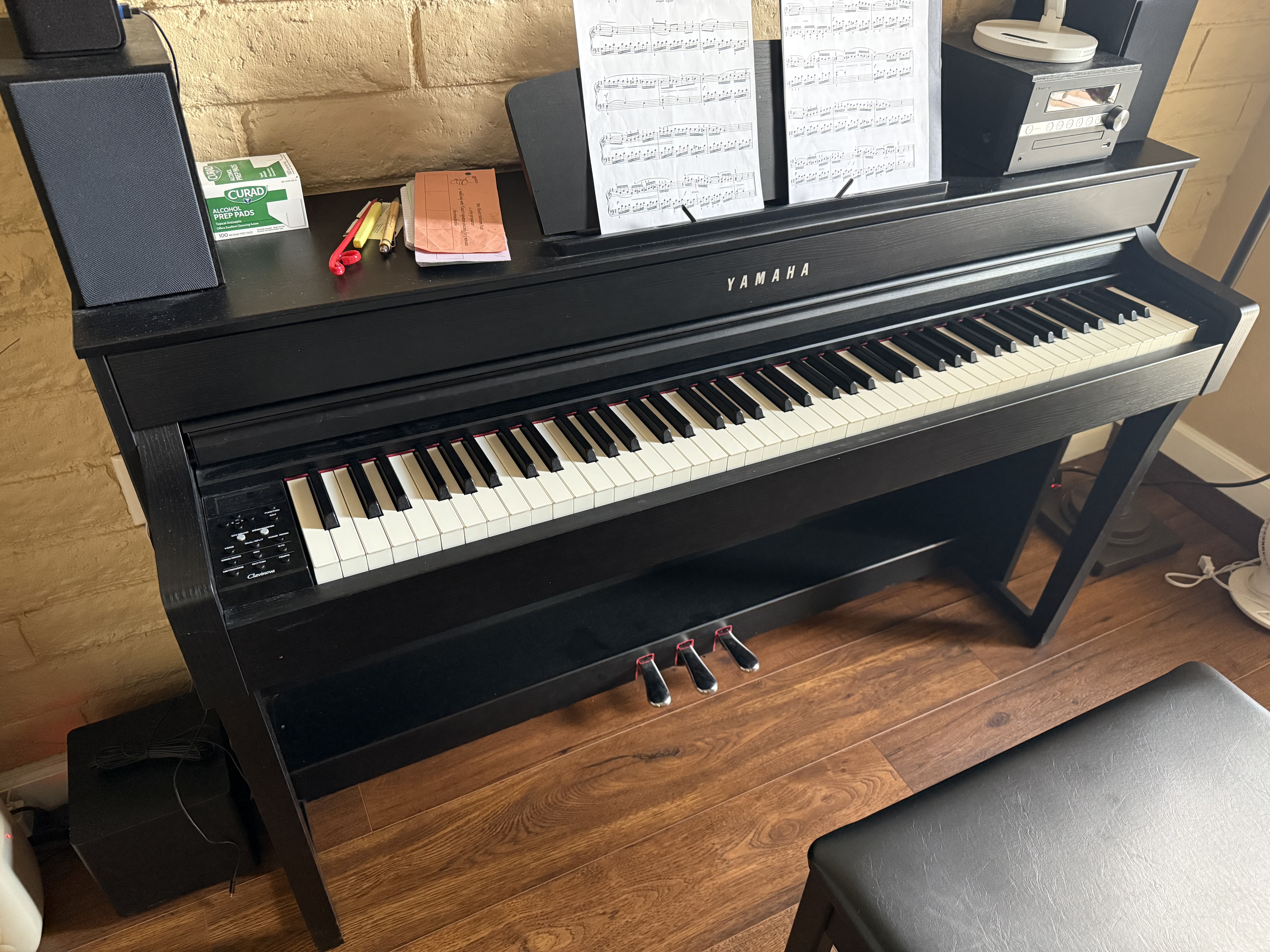 Yamaha Clavinova CLP-635 