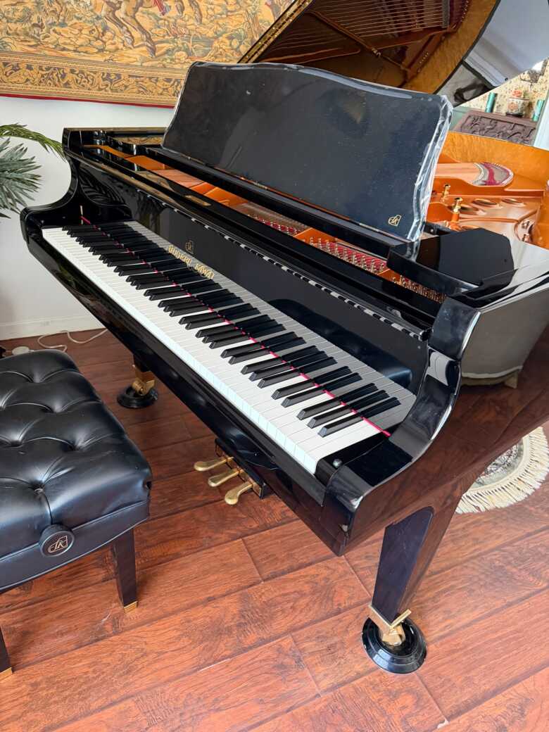 Pristine Condition Almost New Shigeru Kawai SK5