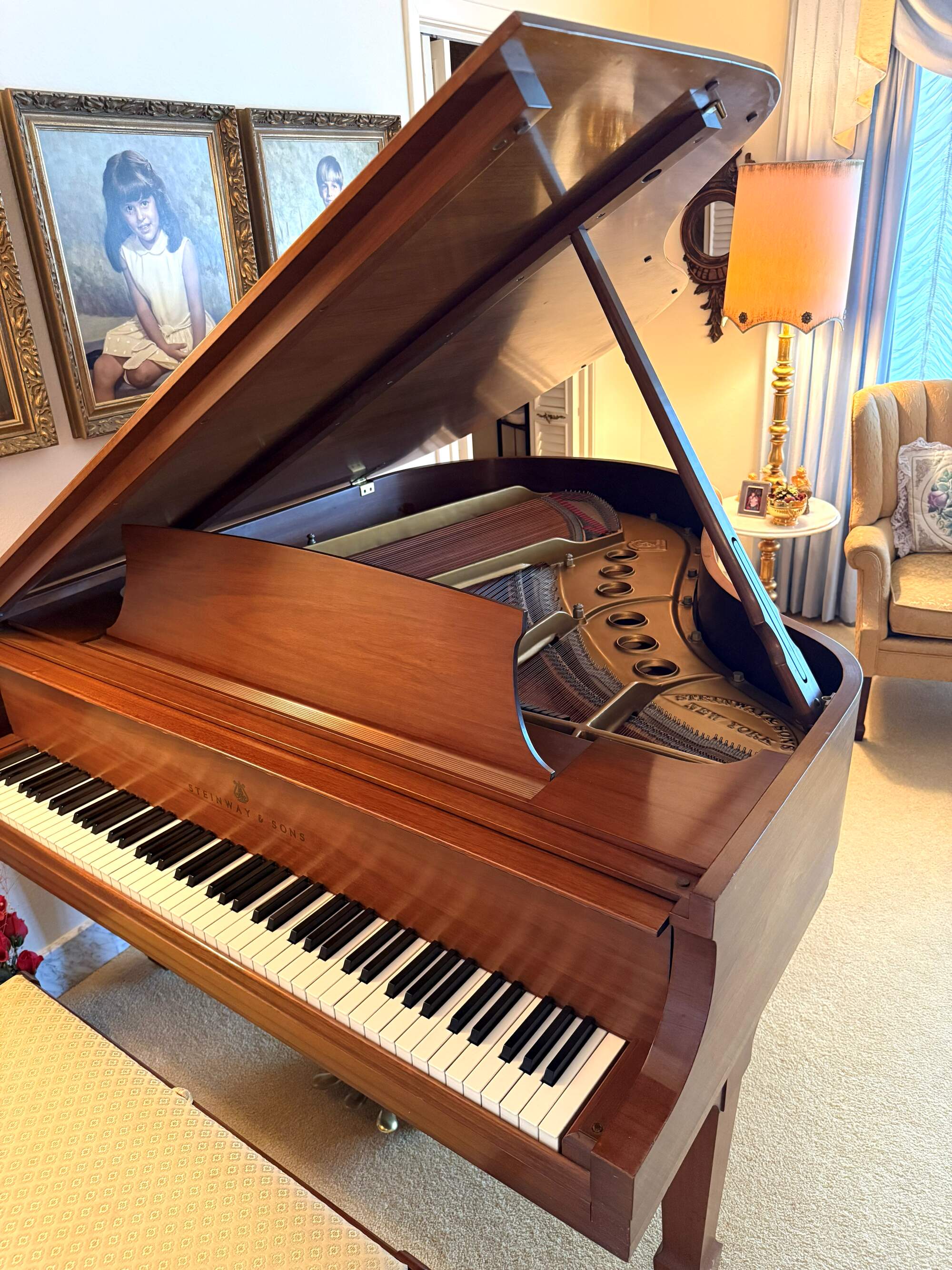1969 Steinway & Sons Model M 5'7" Grand – Pristine One-Owner