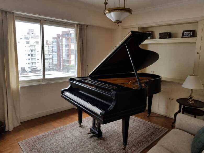 Rönisch 176K Grand Piano, 1937 – Mar del Plata