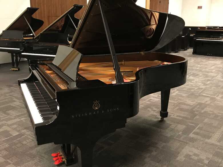 Steinway Model B SpiroModel B Spirio high-resolution piano