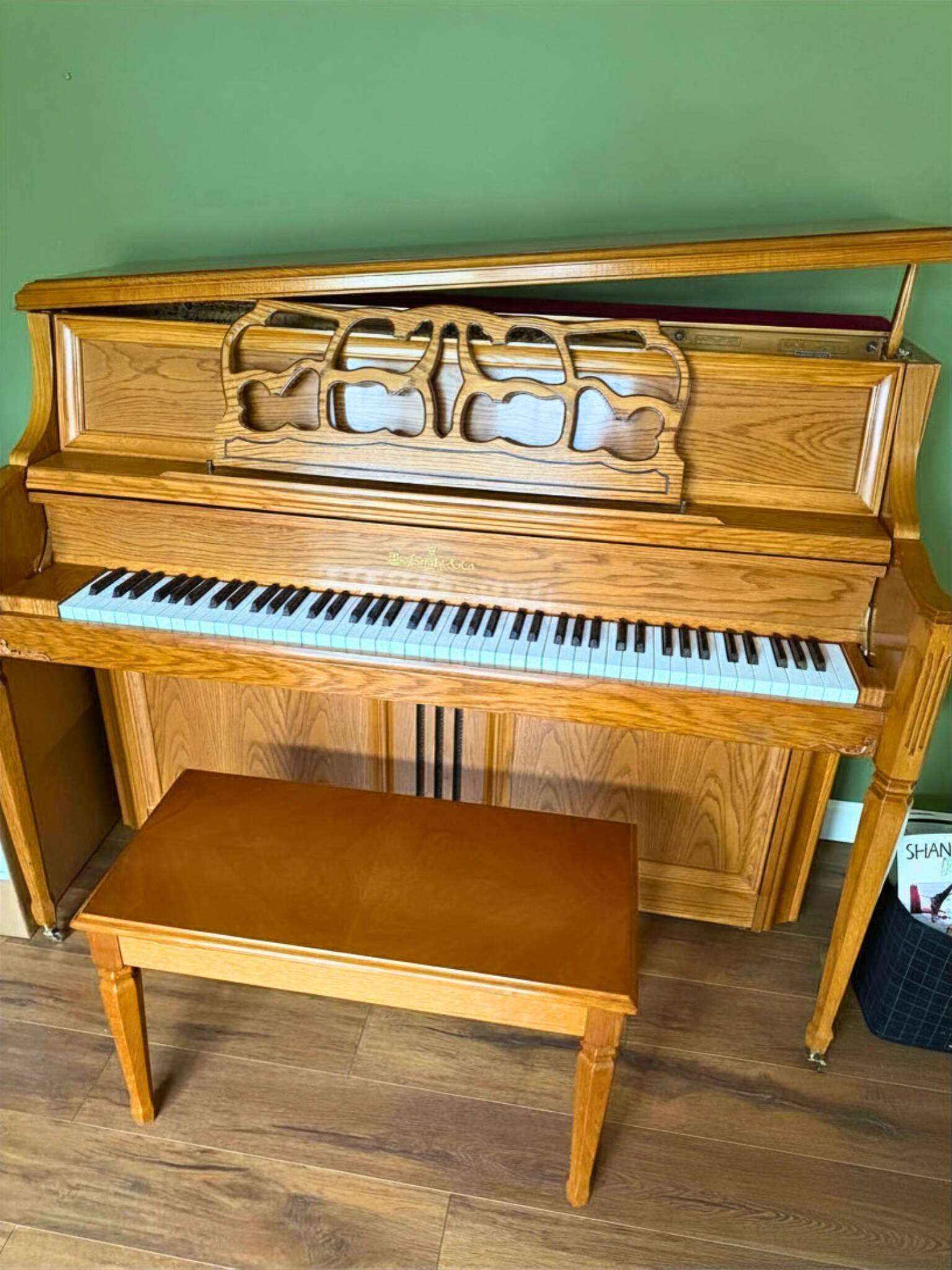 ‘02-’03 Wm Knabe & Co 47" Concert Upright Rare Rosewood Keys