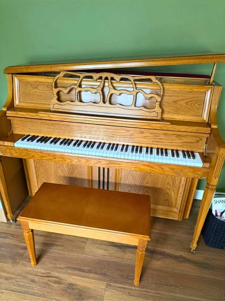 ‘02-’03 Wm Knabe & Co 47" Concert Upright Rare Rosewood Keys