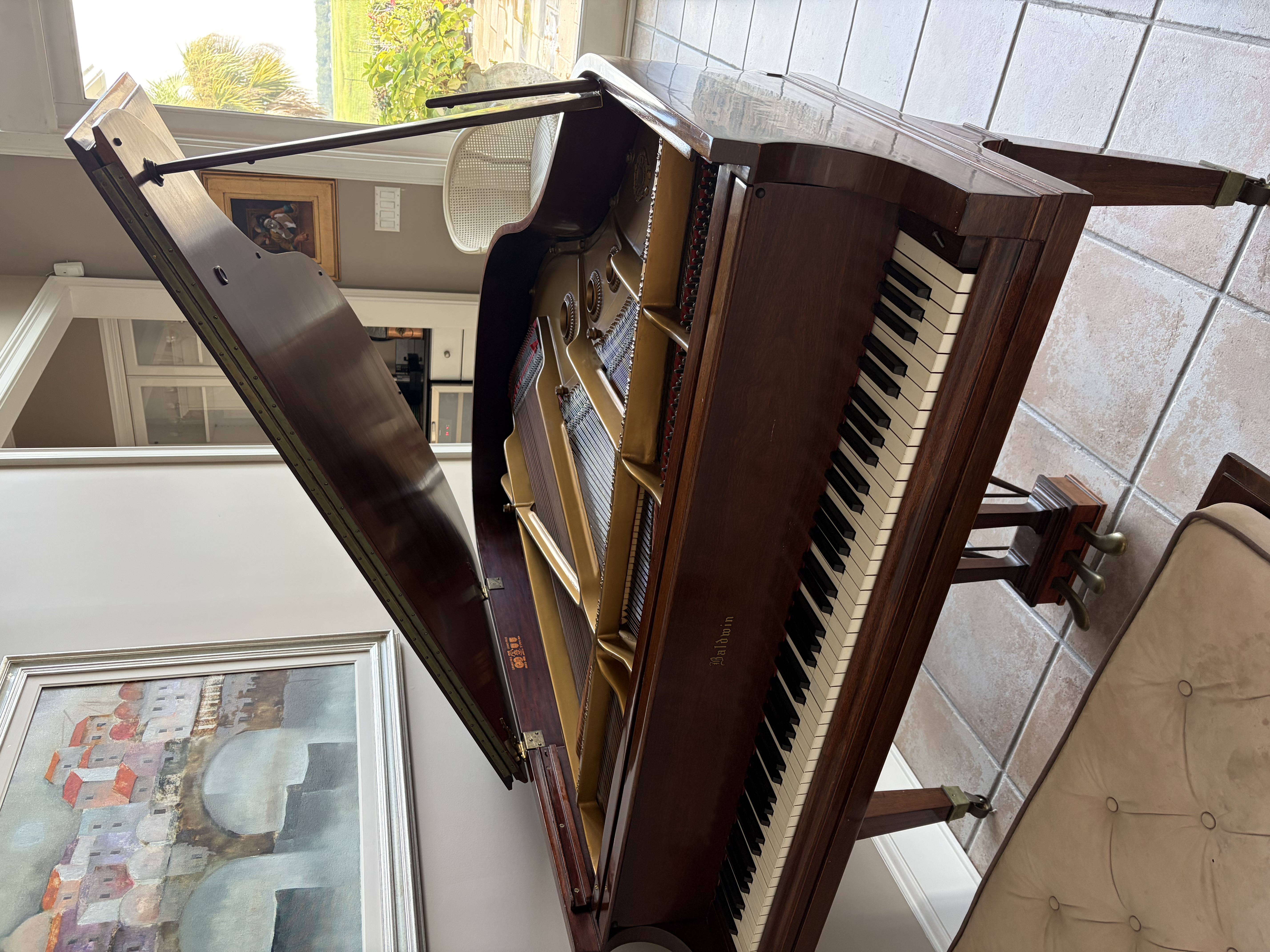 Beautiful Baldwin grand piano in perfect condition