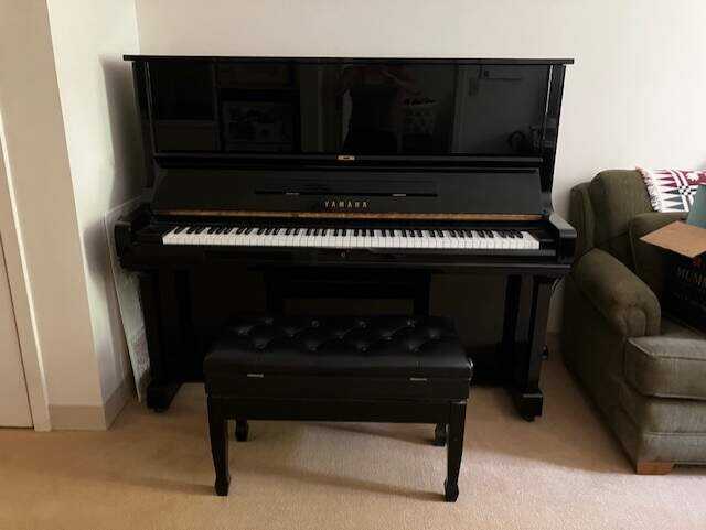 Yamaha U3H piano