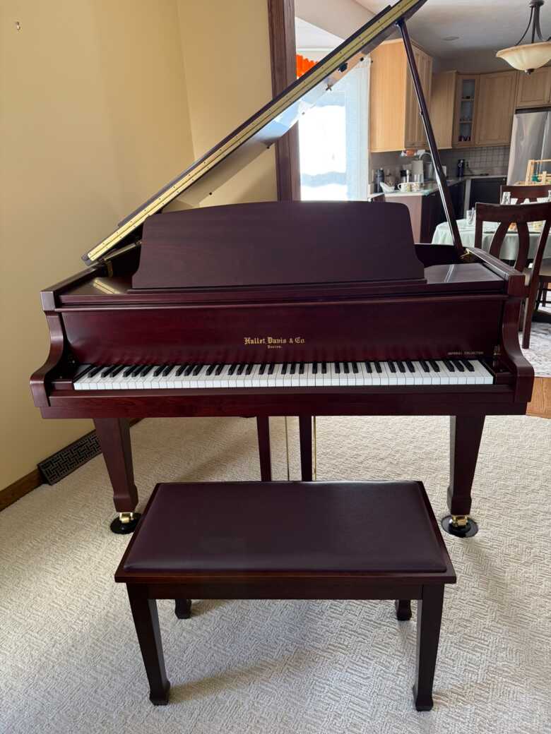 Excellent Condition — Hallet, Davis & Co. 146C Baby Grand