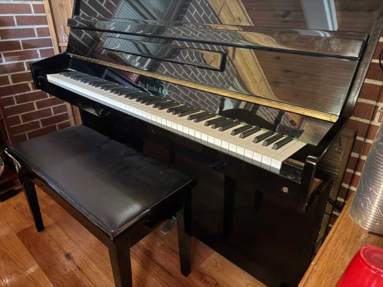 WM. KNABE KN420 POL. EBONY UPRIGHT W/PIANOCD PIANODISC SYS