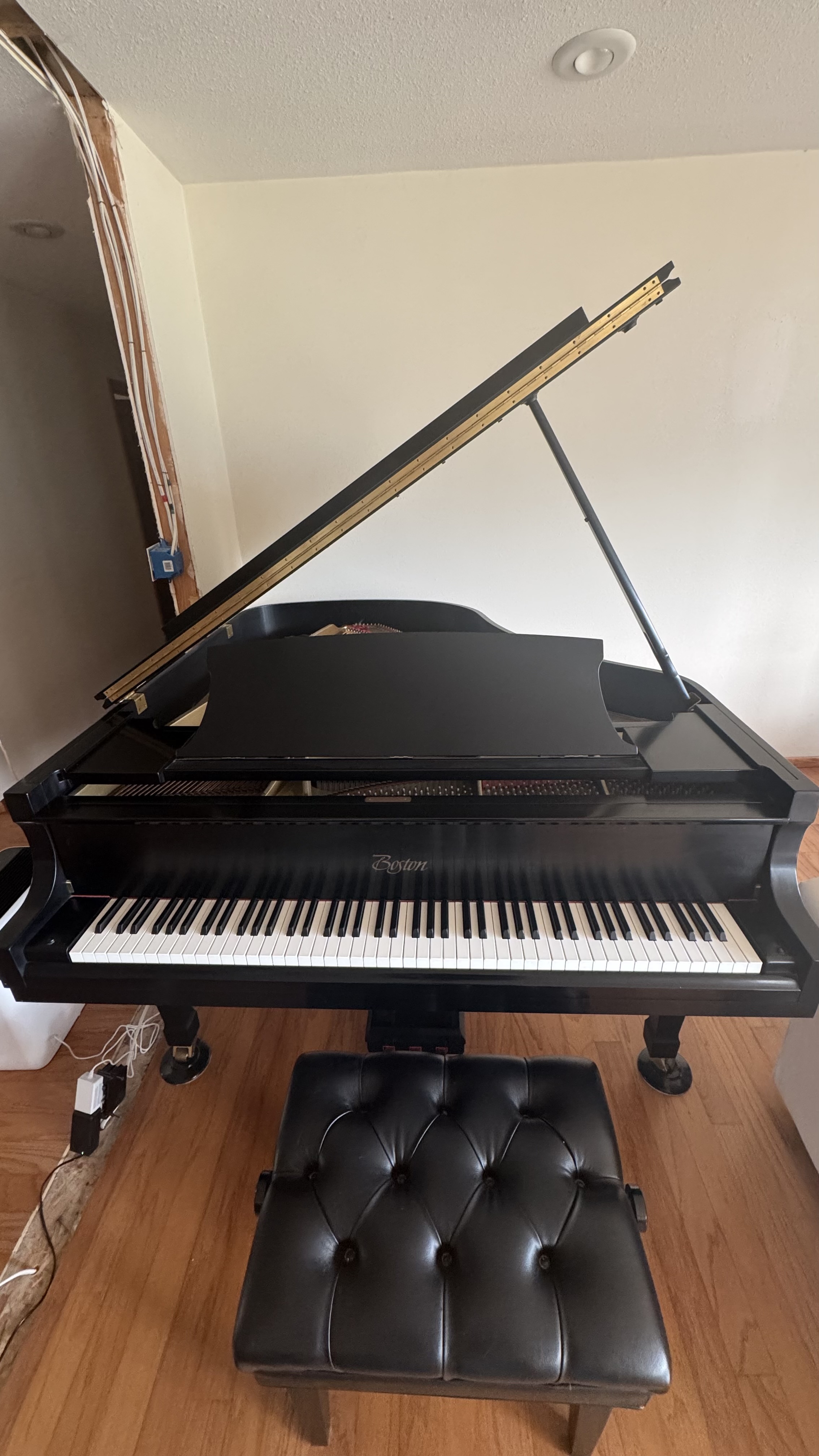 Boston designed by Steinway 