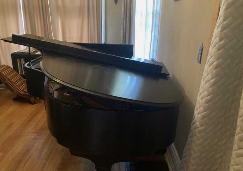 Baldwin Grand Piano 5'8'' Model R 1995