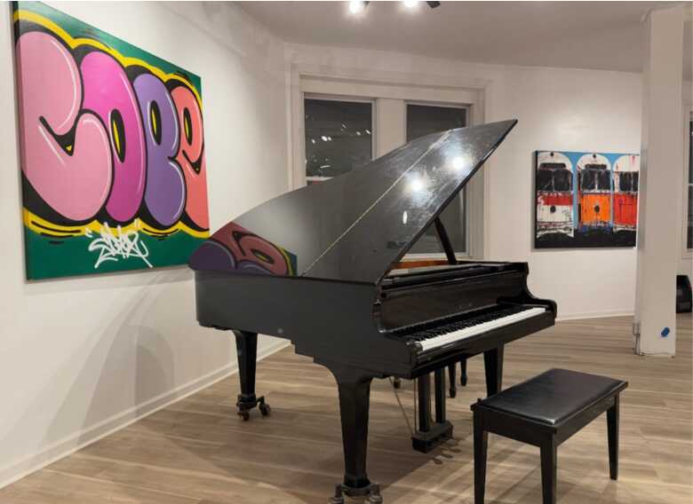 Sojin Grand Piano ( Perfect Condition )