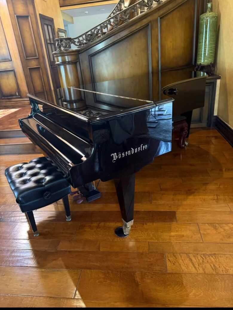 2006 Bösendorfer Model 225 Semi-Concert Grand Piano – 92 Key