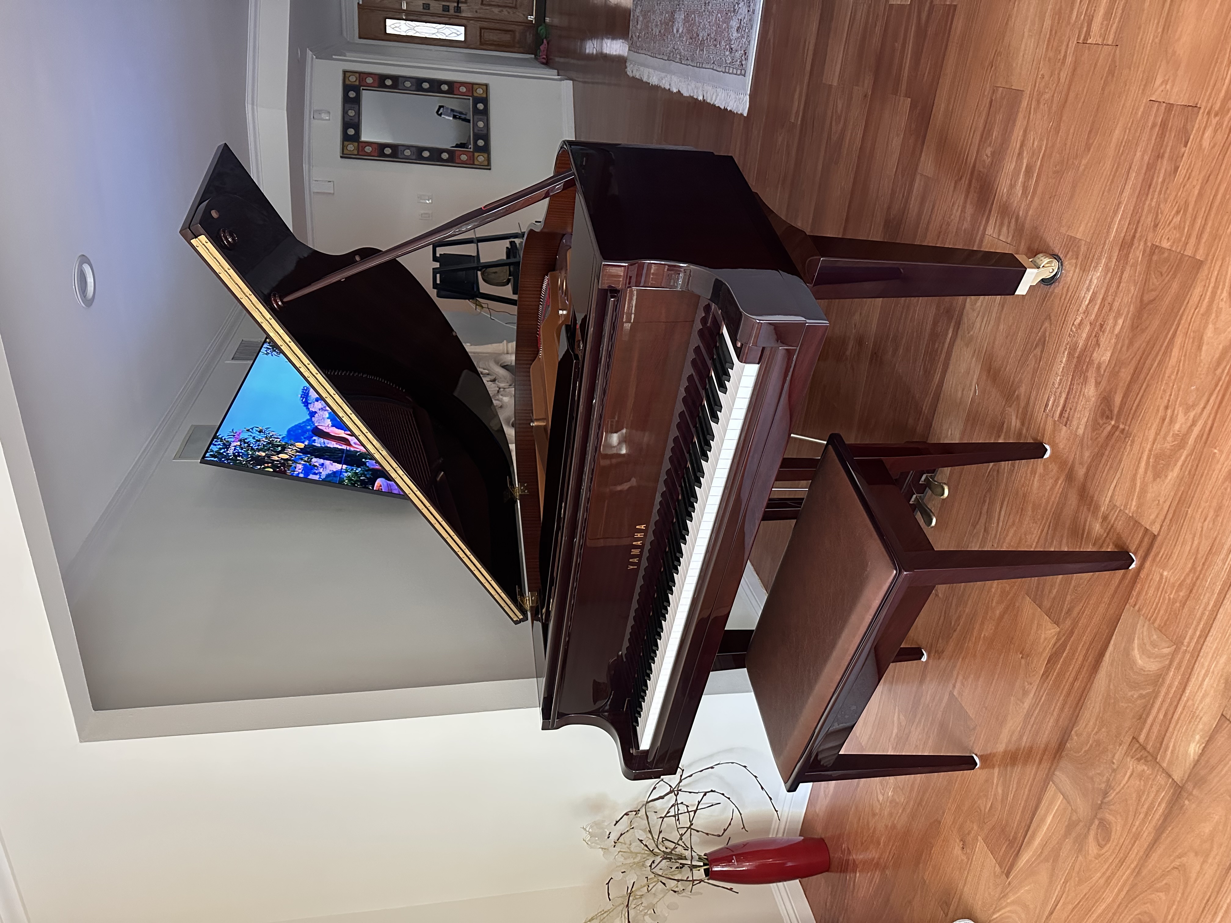 Baby Grand 1 YAMAHA Mahogany High Gloss Finish