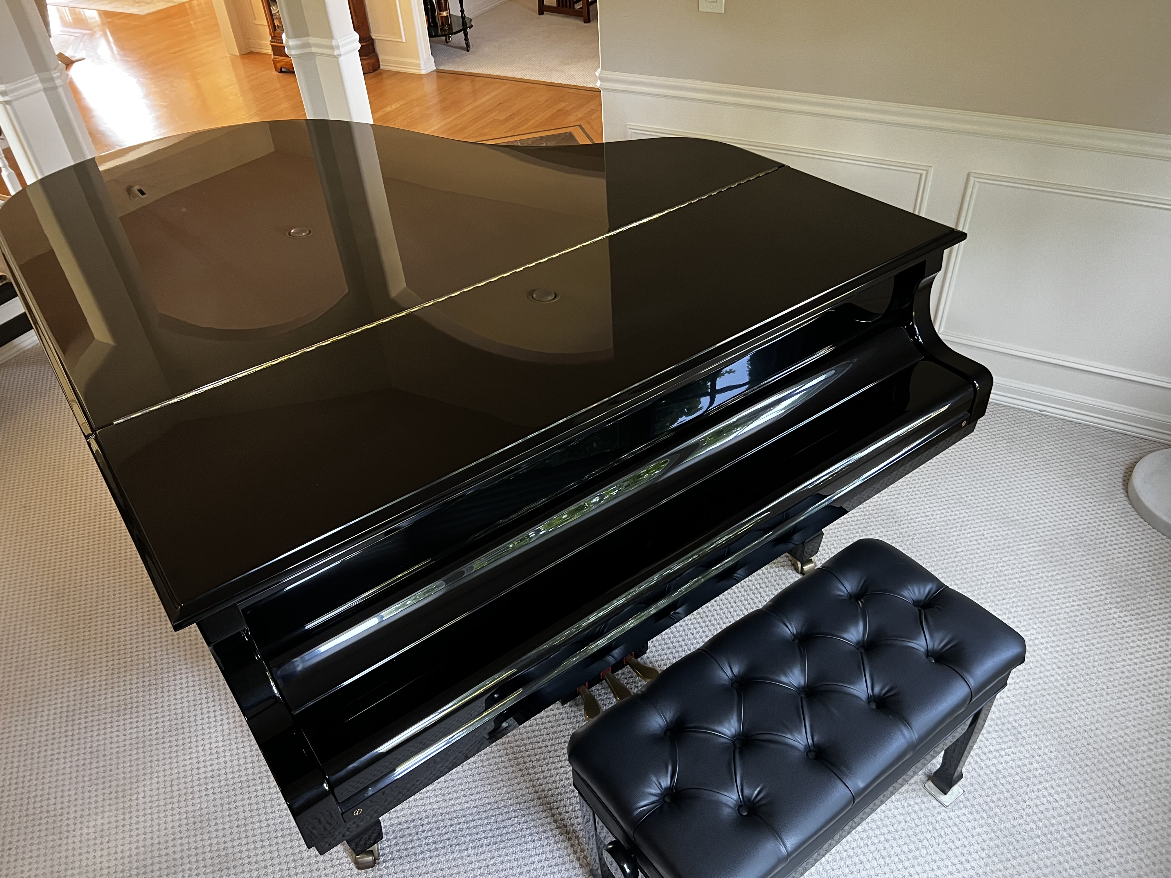 Young Chang G-185 Grand Piano 6'1" - Ebony Polish Excellent 
