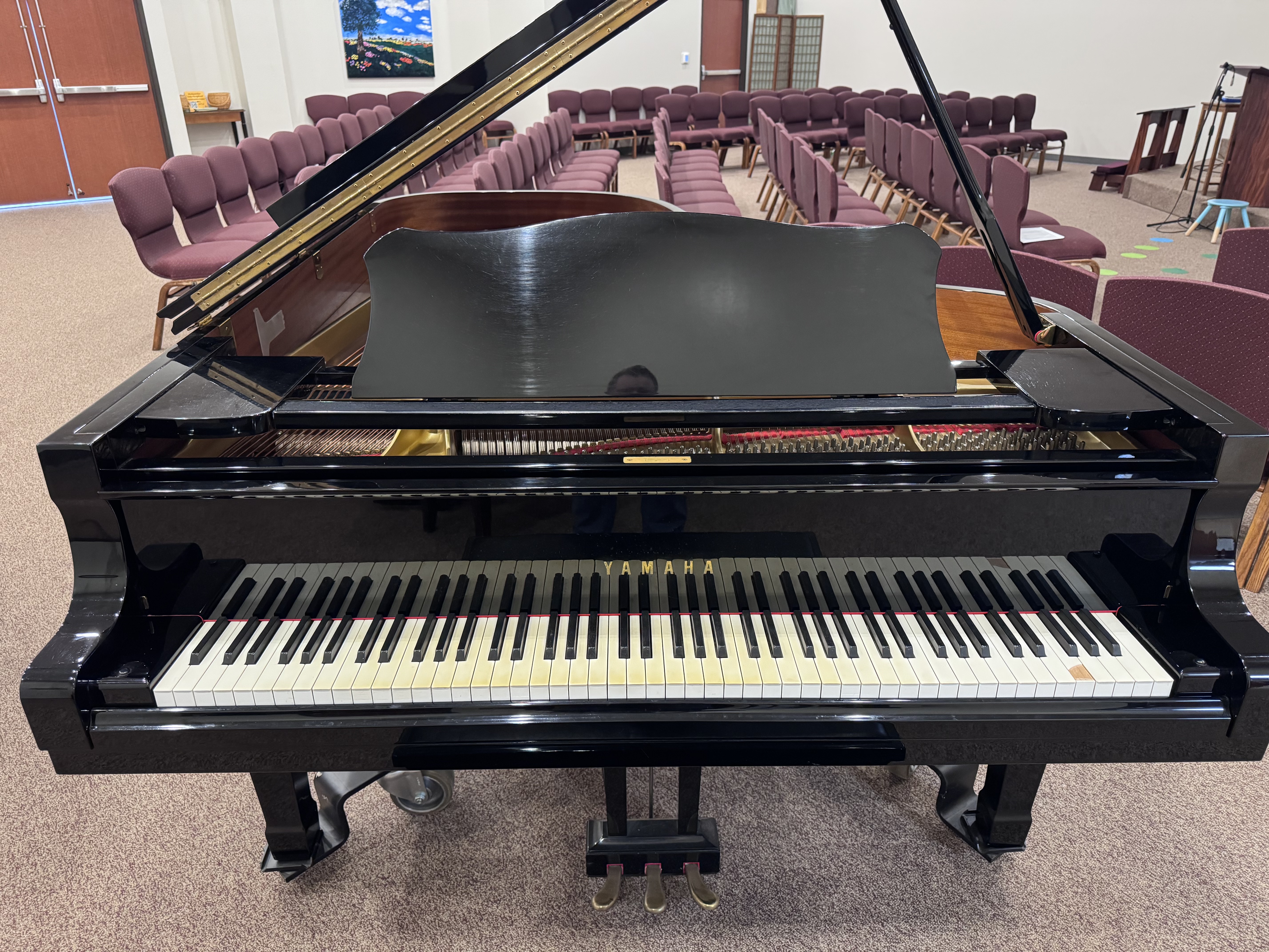 Yamaha C7 Grand Piano — 7'6" Conservatory Series — Polished 