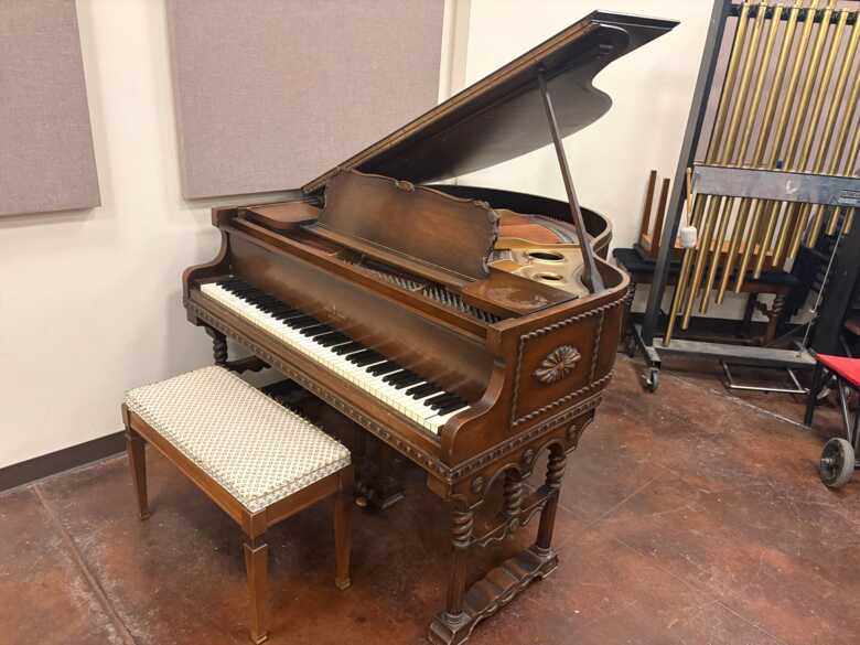 Vose & Sons Boston 5'3" Baby Grand | Circa 1920s | $1000 OBO