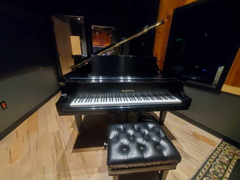 Baldwin L Artist Series Grand Studio Played By Major Artists