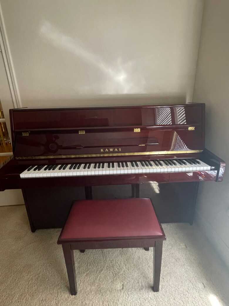 Pristine 2017 Kawai K-15E upright 43” mahogany Single owner