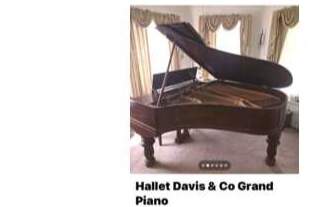 Solild Mahogany Grand Piano 