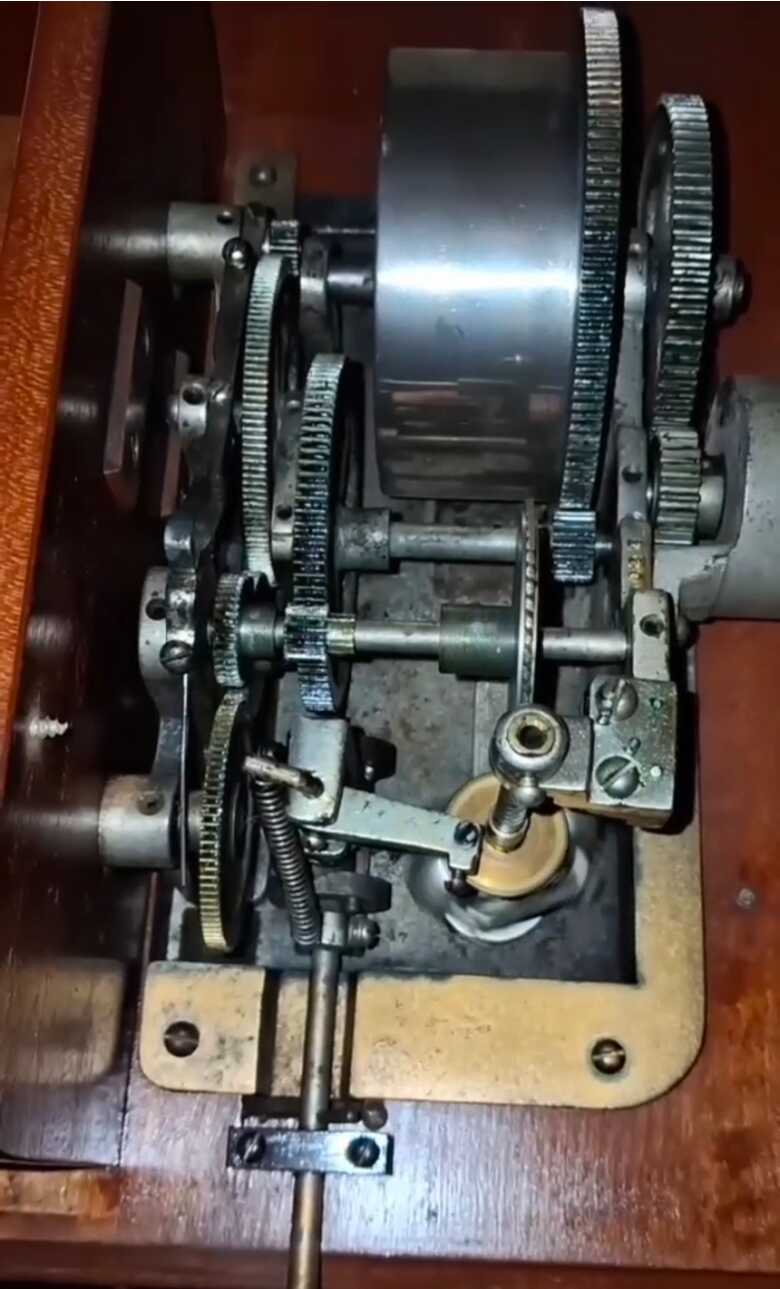 Rare 58 key Melville Clark Apollo 1902 push-up piano player