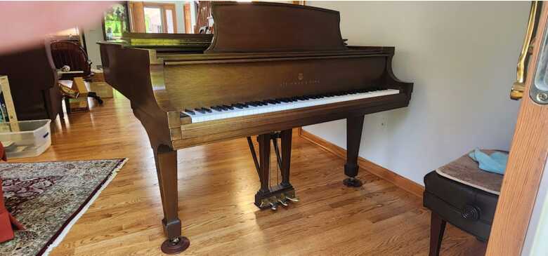Steinway & Sons Model L Grand Piano 1988 - $25,000