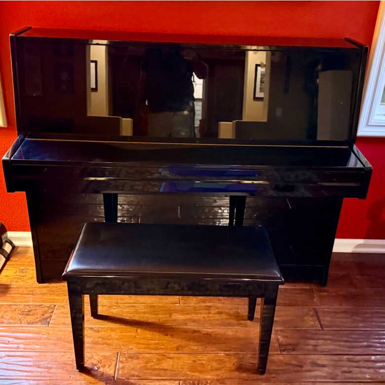 Petrof 116cm Upright Piano (2002) – Czech Made – Excellent C