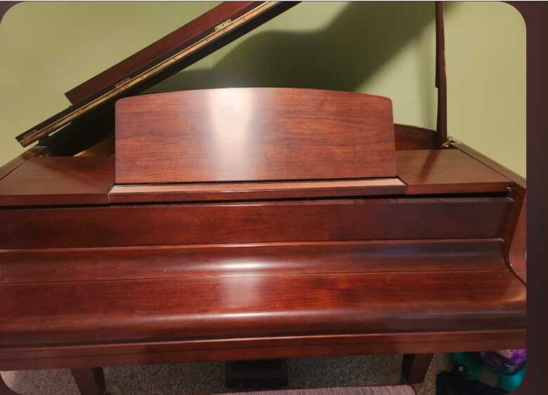 Yahama Baby Grand