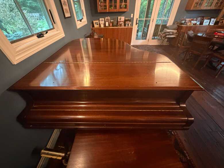 1924 Baldwin Studio Grand in Mahogany 