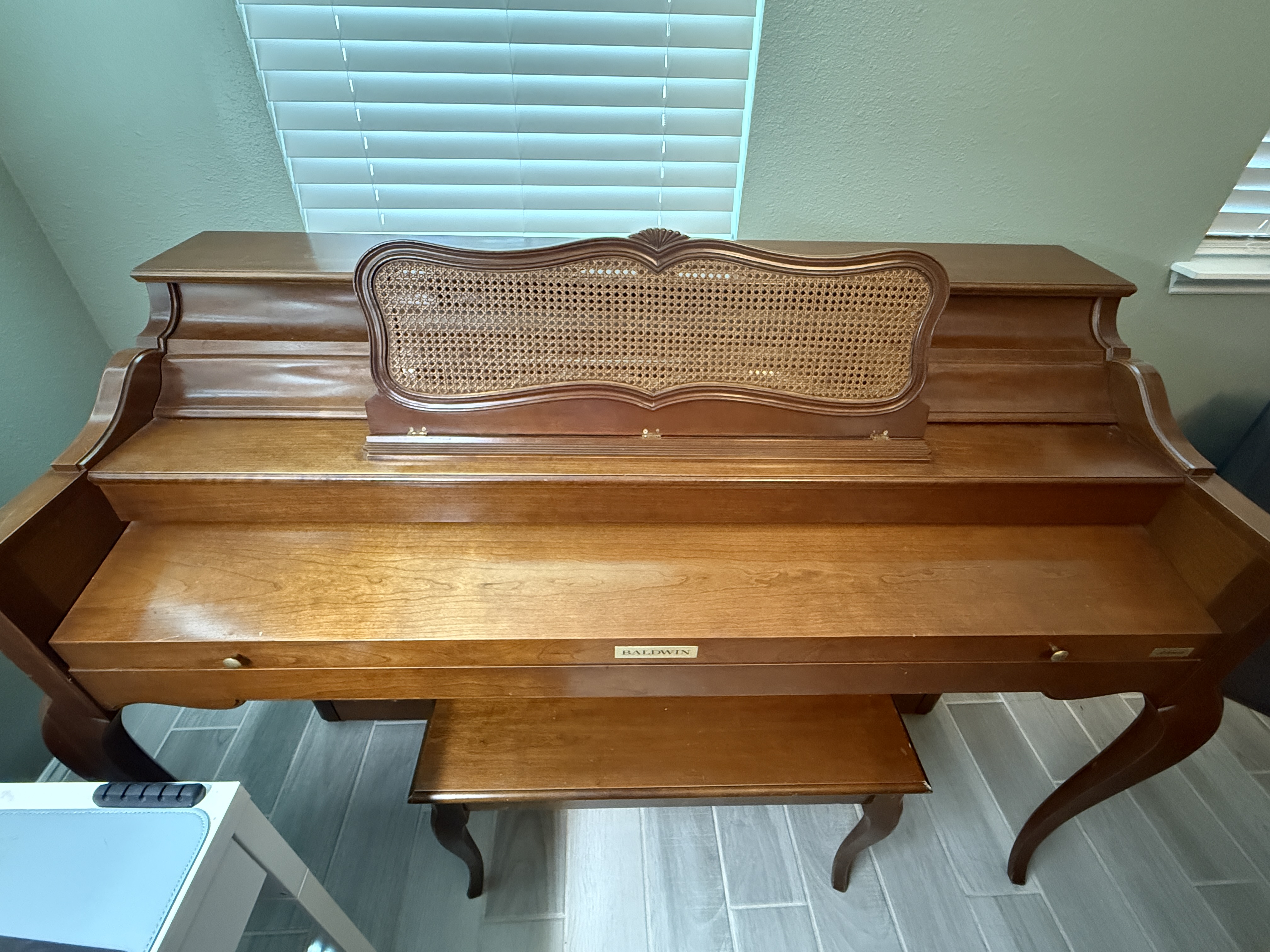 1966 Baldwin Acrosonic Spinet Piano – Walnut & Cane – Origin