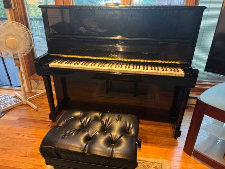 Beautiful instrument, exquisite tone
