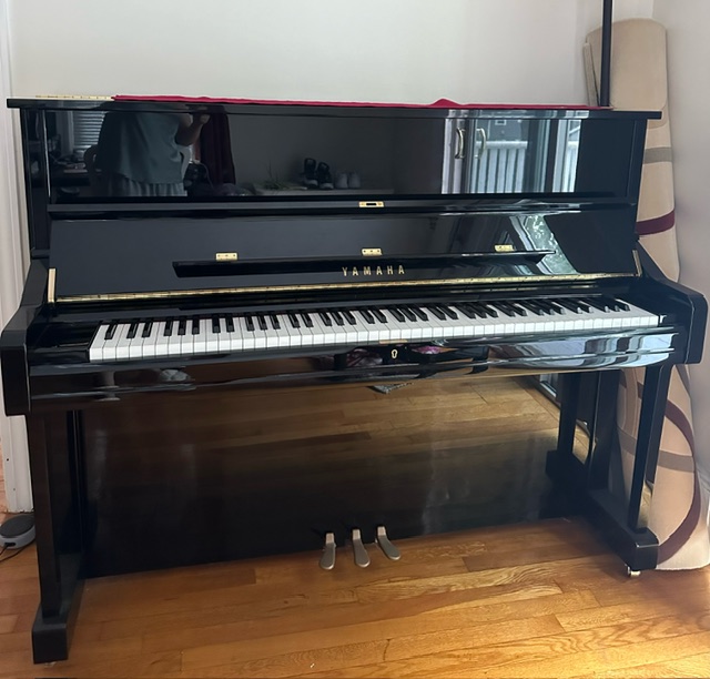 Yamaha U1PE Upright Piano – 2015 – Free Bench