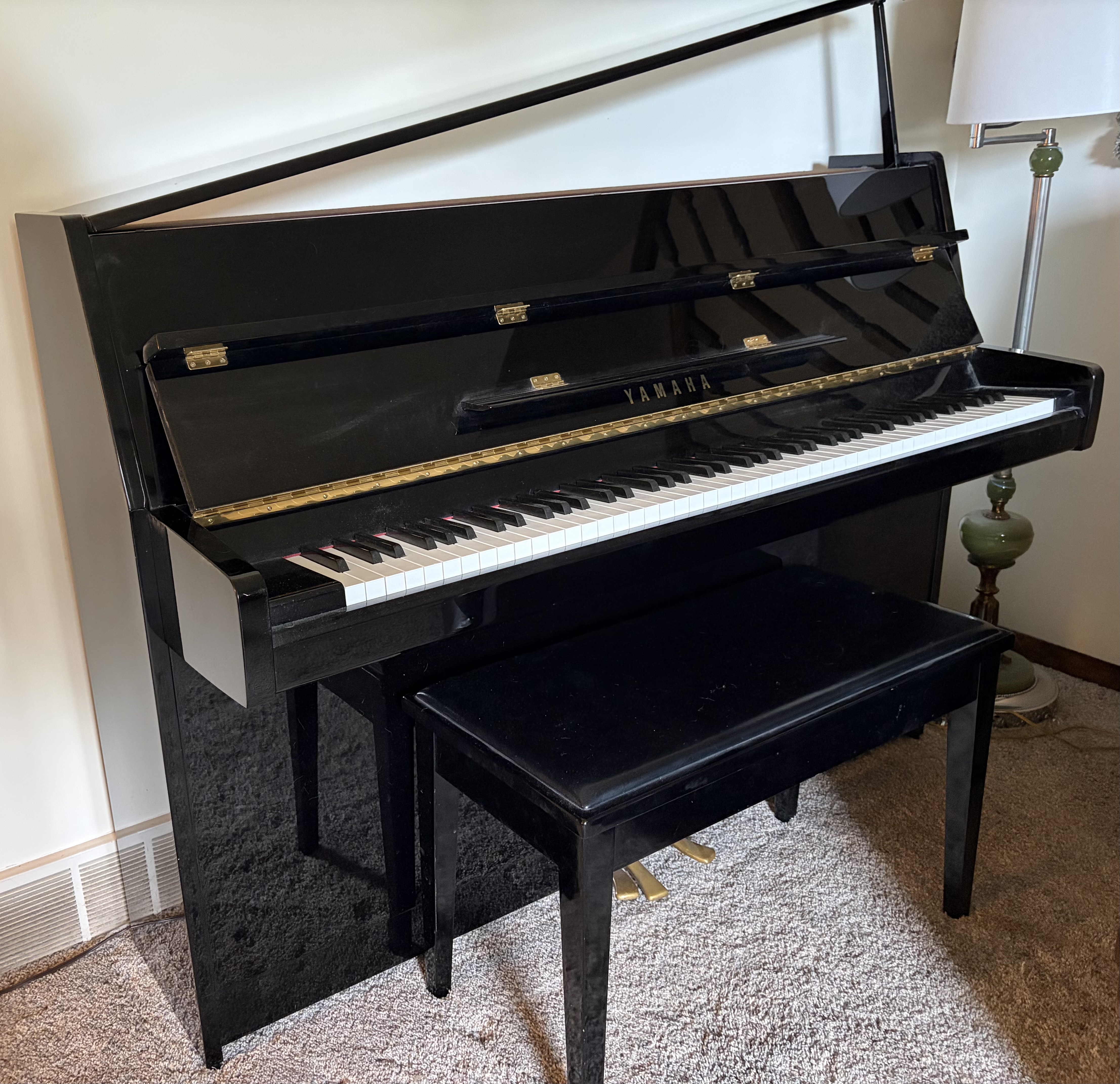 1993 Yamaha M1E polished ebony 