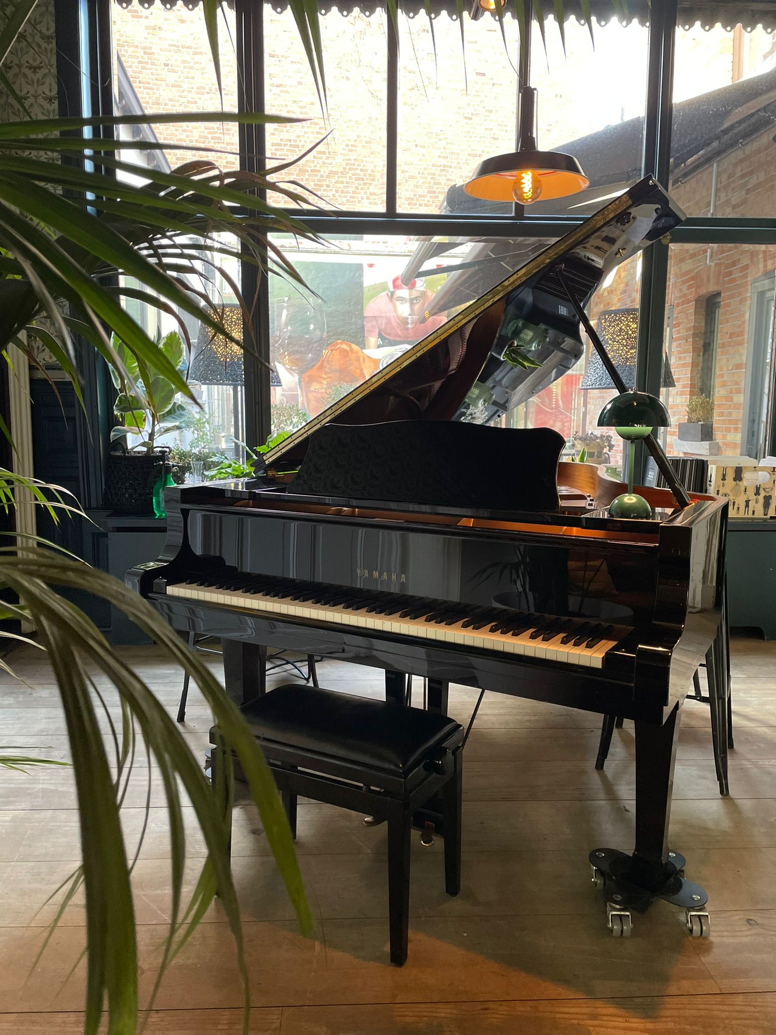 Yamaha C6 perfect condition