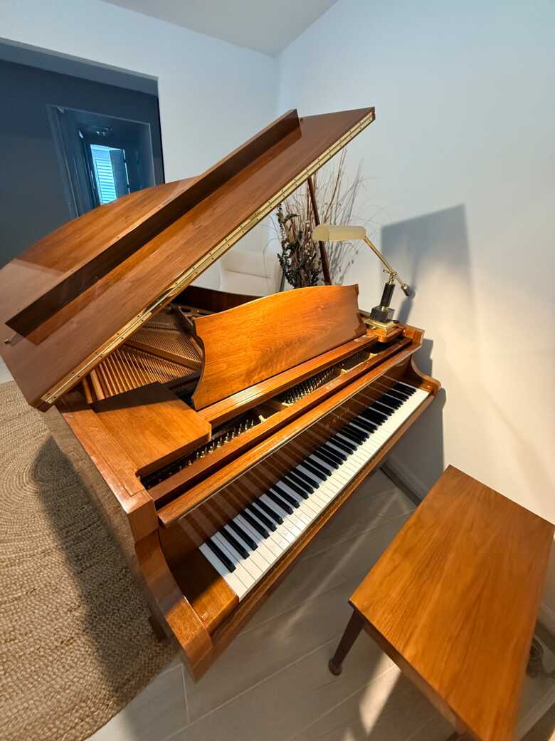 1981 Kawai Grand Piano, Rare Walnut Finish, Humidity Control