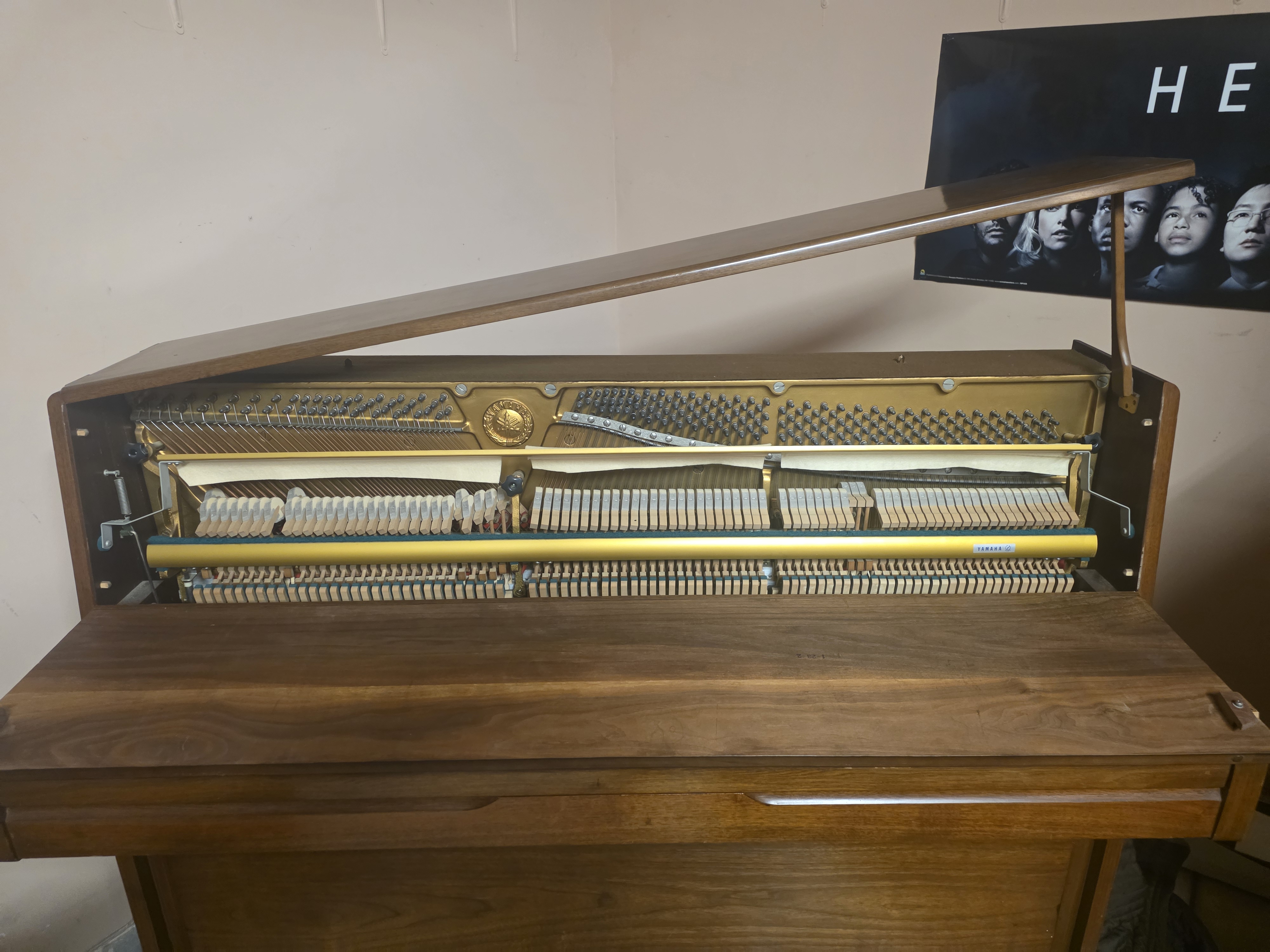 Yamaha U1 Upright Piano – Made in Japan – 1971