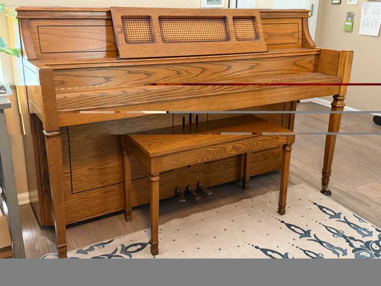 Beautiful Yamaha Upright Piano 