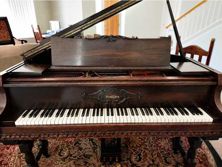 1920s Wurlitzer Baby Grand