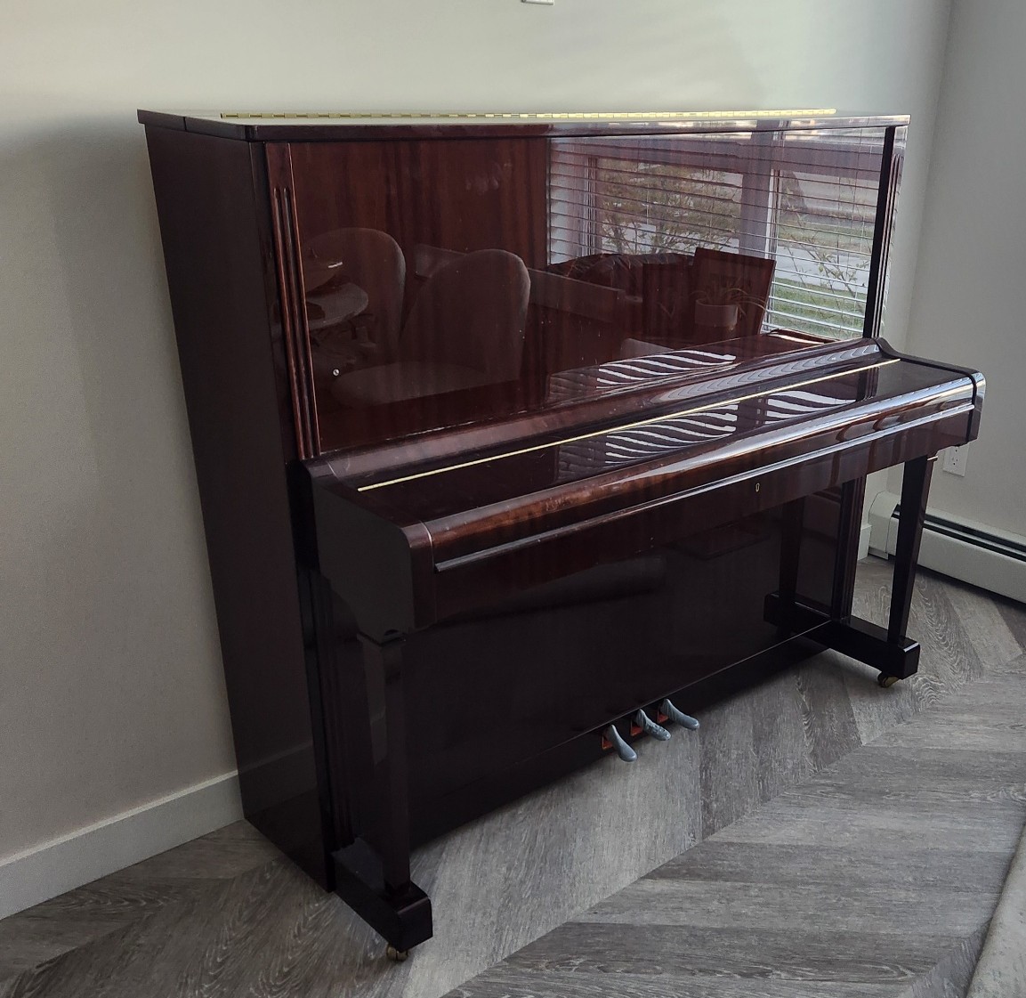 Petrof 125 G1 European Upright 2006 - Excellent condition