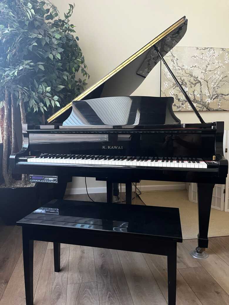 Kawai RX-1 5'5" Grand Piano with PianoDisc Player System – P