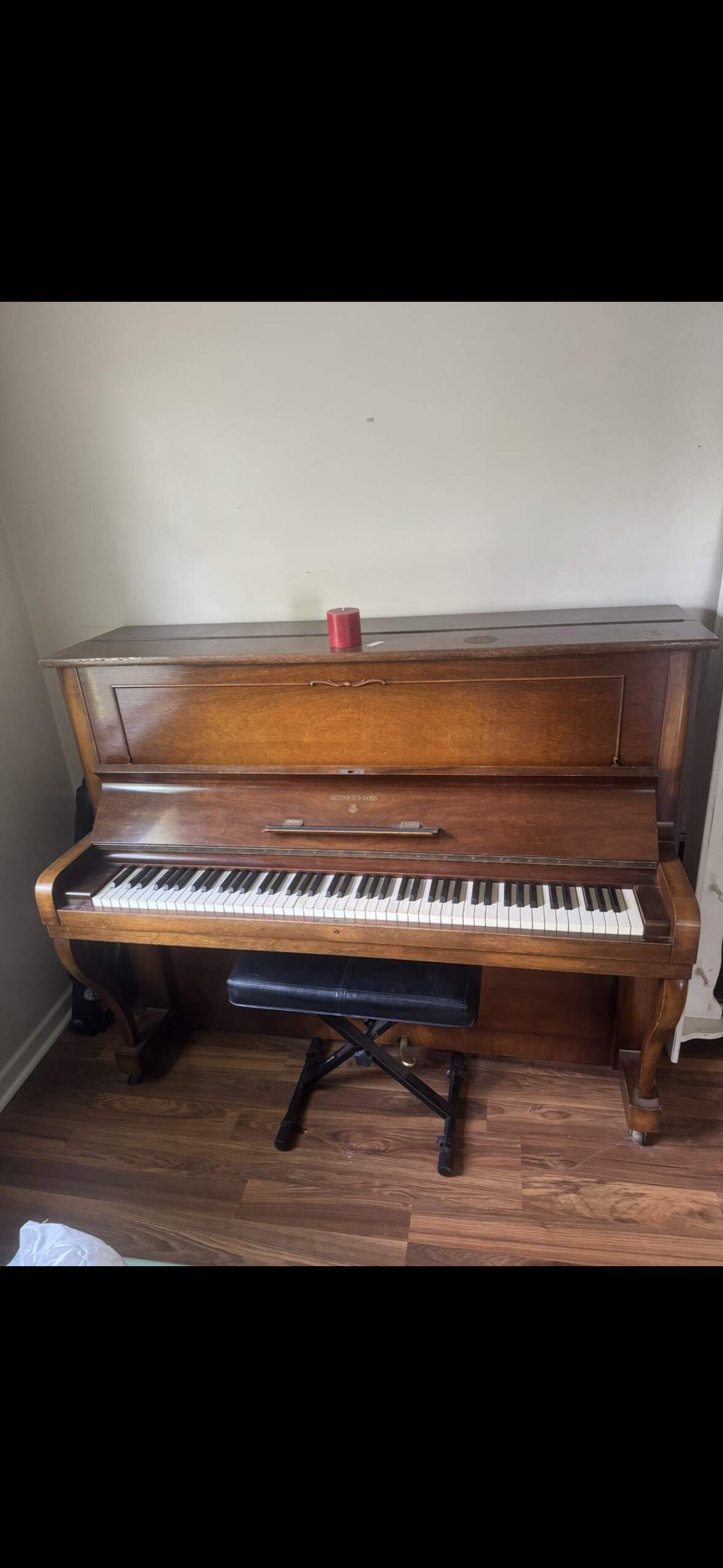 Vintage Steinway & Sons Hamburg Model V Upright Piano – Seri