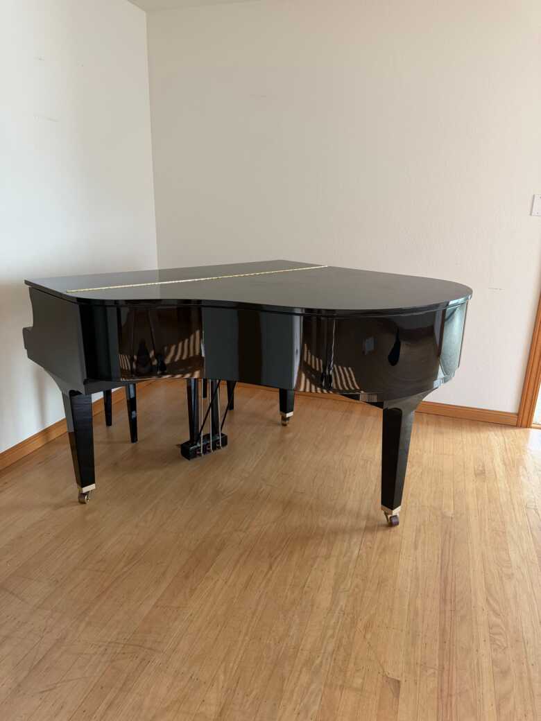 Yamaha GA1 Baby Grand Piano Made in Japan 