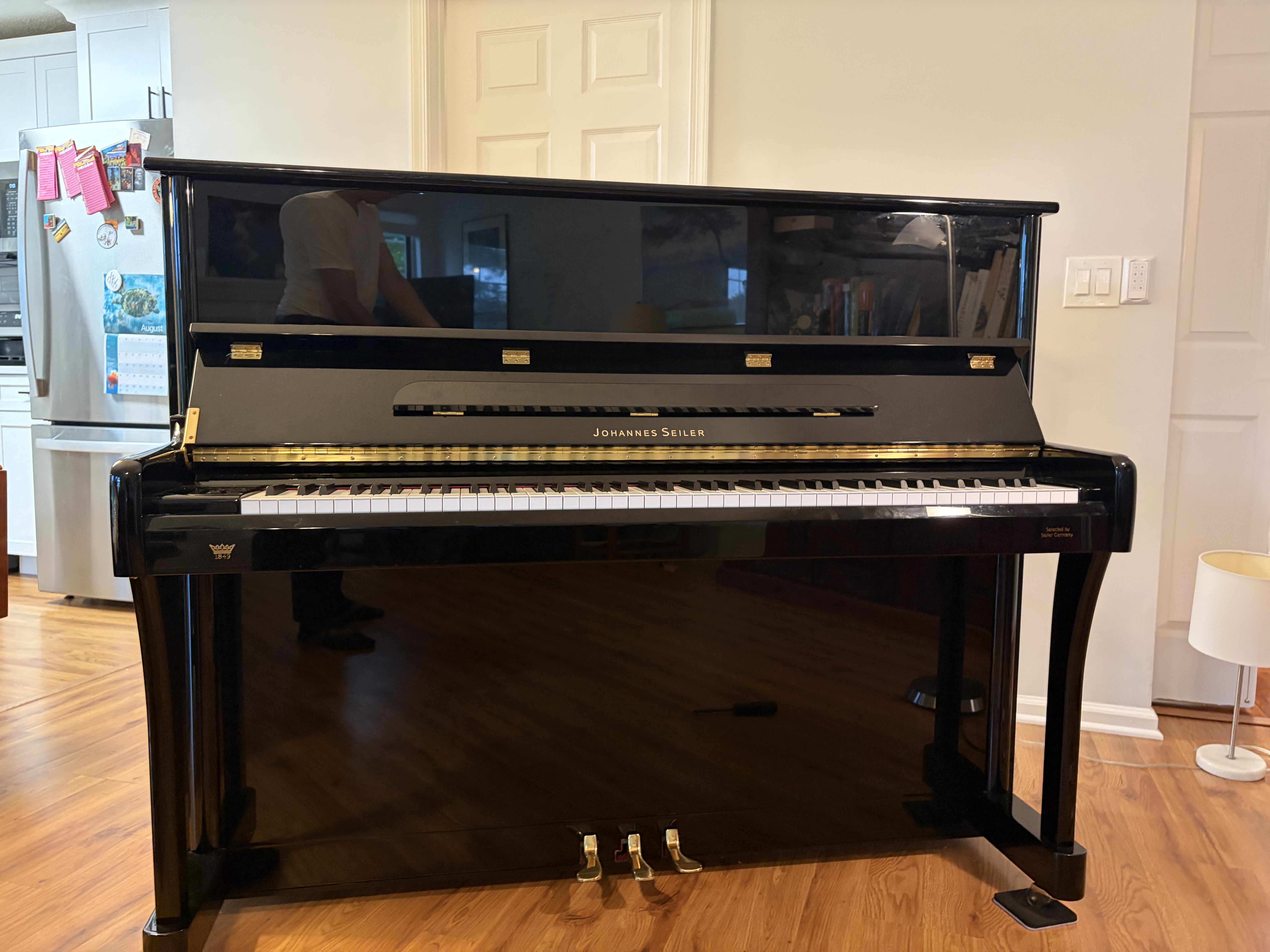 Mint Condition Seiler intermediate level Piano