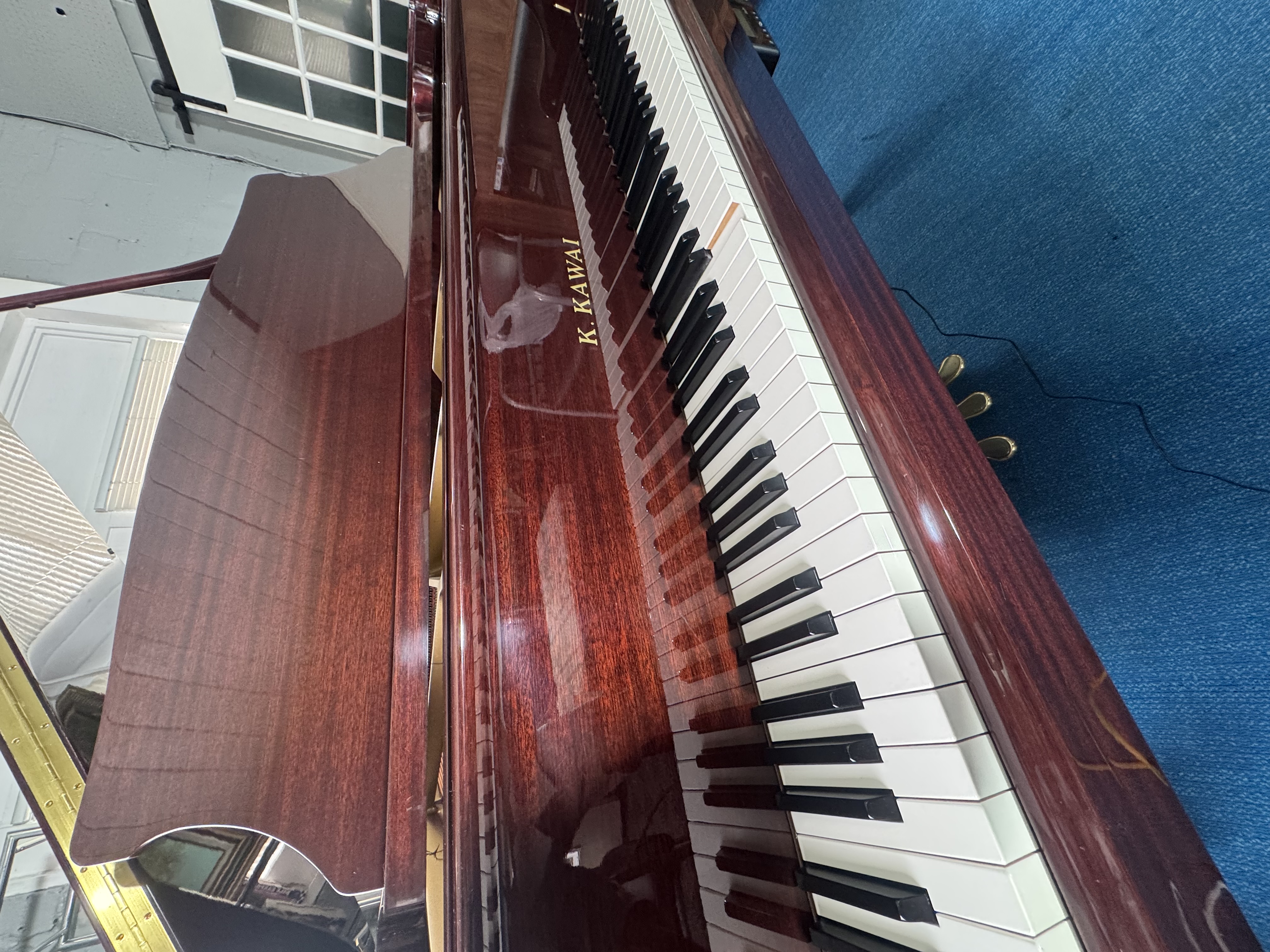 Kawai RX-1 baby grand polished mahogany with player system